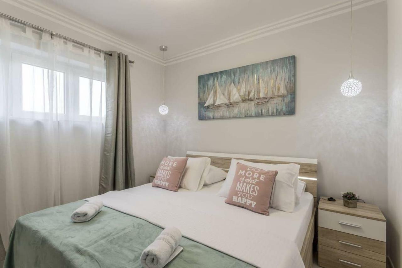 Royal Silver Apartment Vodice Esterno foto