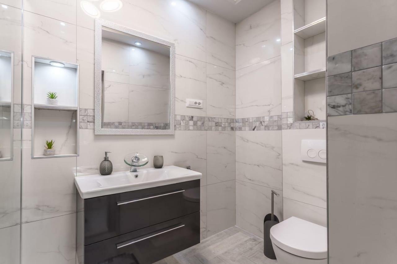 Royal Silver Apartment Vodice Esterno foto