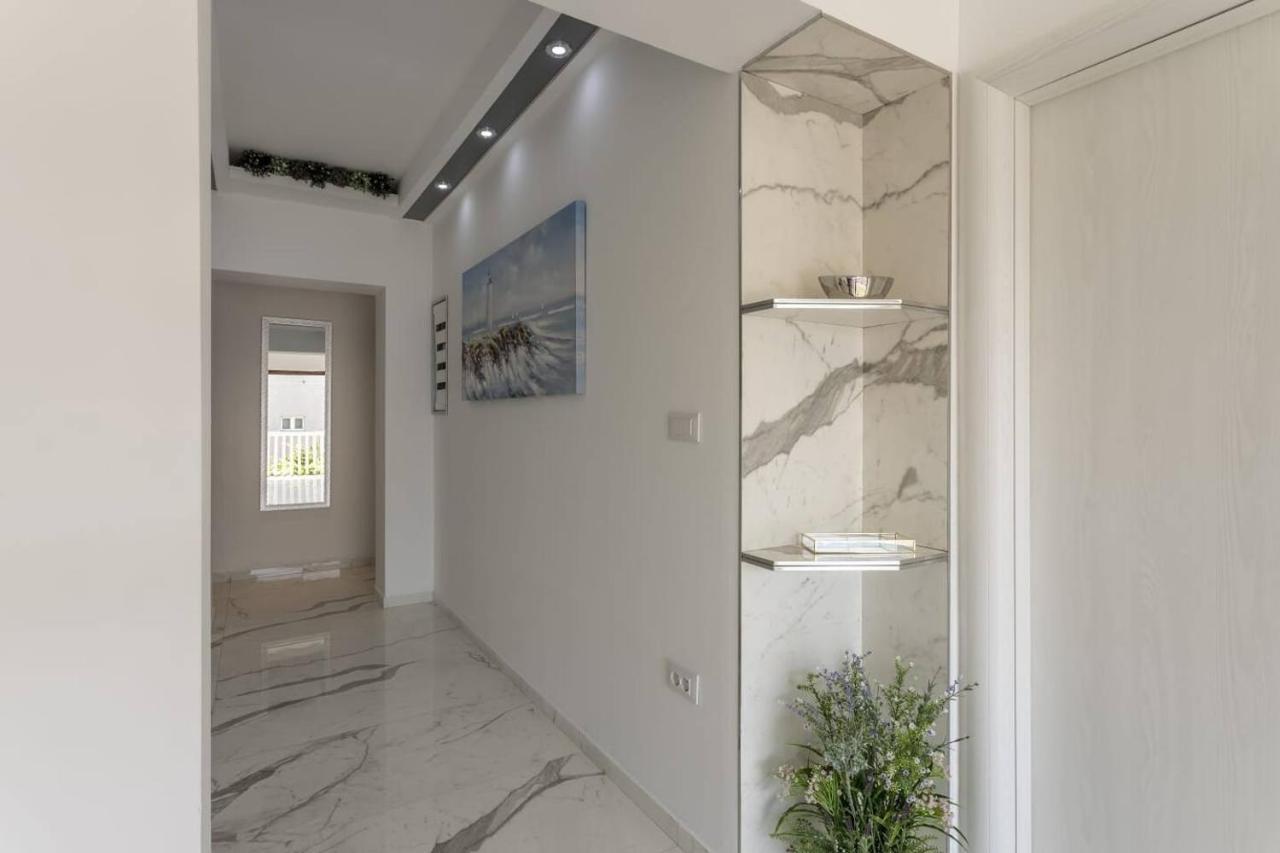 Royal Silver Apartment Vodice Esterno foto